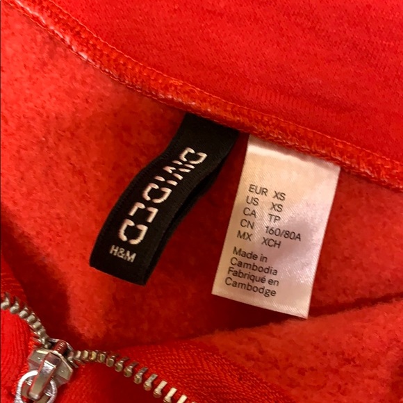 Red rose cropped sweatshirt - Picture 3 of 3